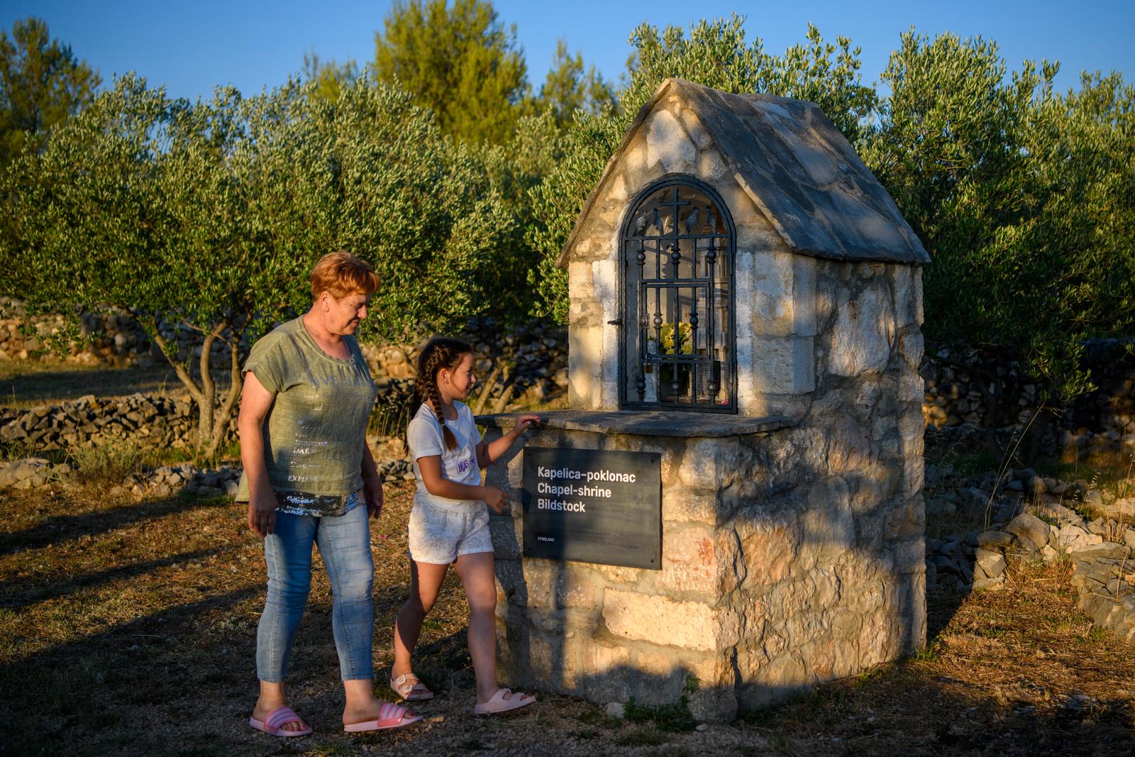 Turistička grupa u parku